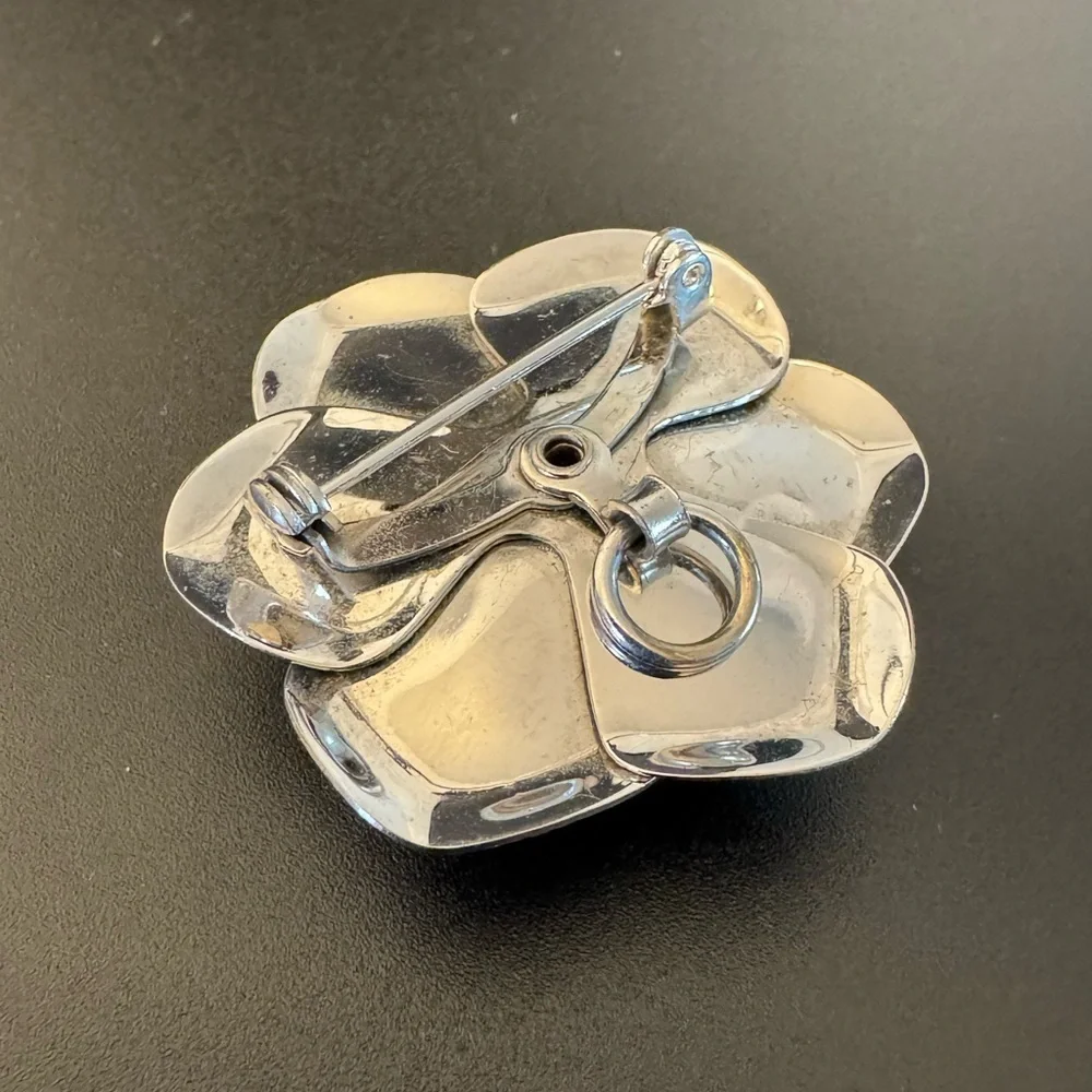 Vintage Silver Tone Flower Brooch Pendant Convertible Statement Necklace Ready